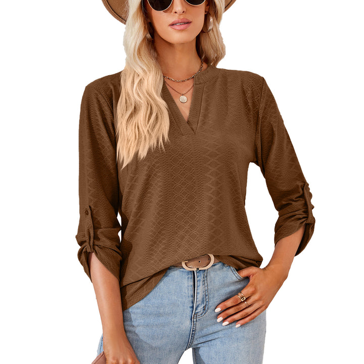 Top woman with V-neck and trendy ruffle details Amarae