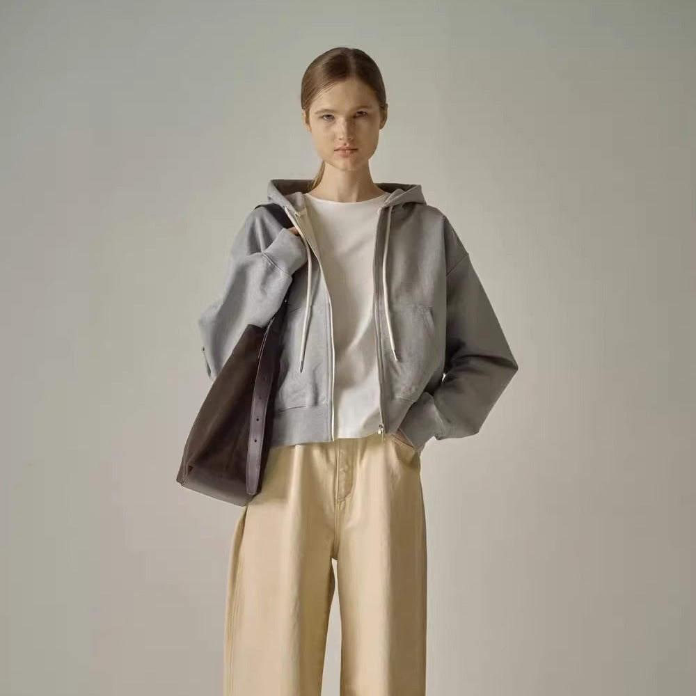 Veste à capuche pour femmes avec zipp et poches latérales Chic & Stil