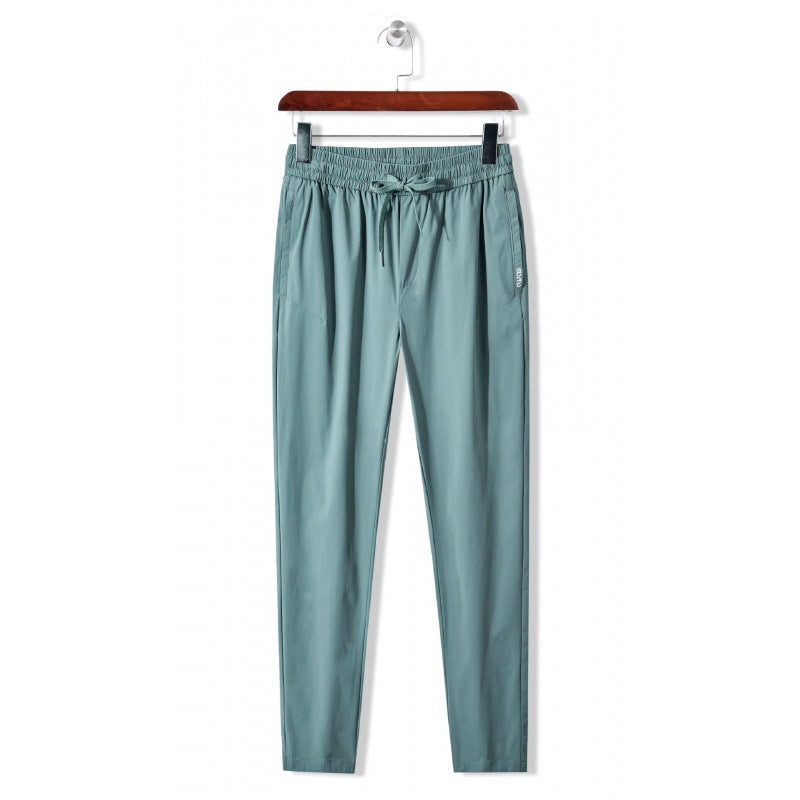 Leisure pants for men with elastic waistband and breathable inserts Lune London