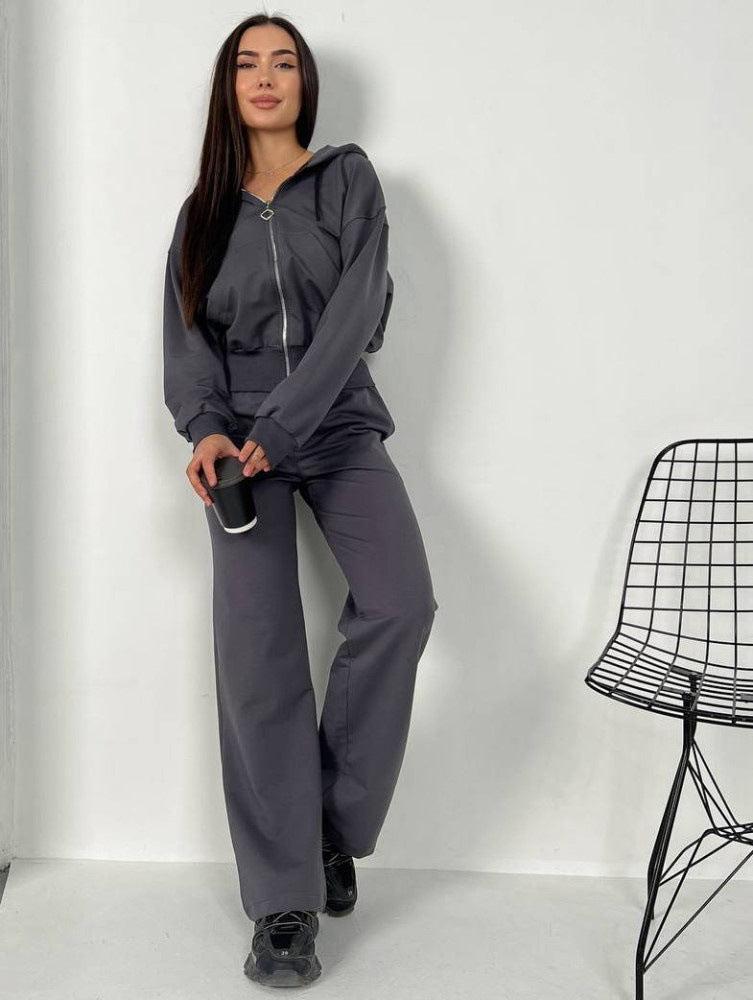 Women's tracksuit with zipper and comfortable fit Lune London