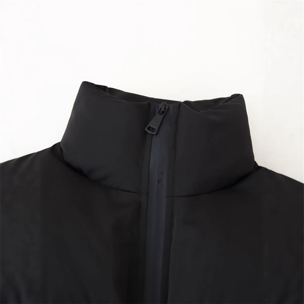 Cropped quilted jacket for women with high collar and adjustable hem Lune London