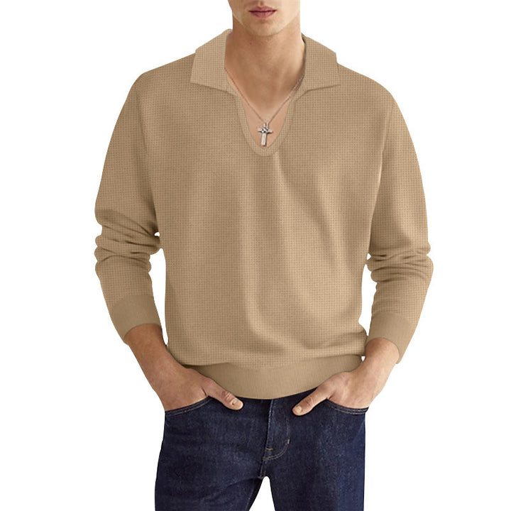 V-neck knitted top for men with structured design Lune London