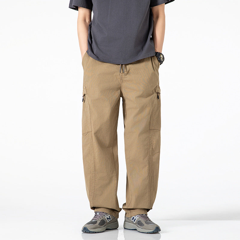 Comfortable cargo pants for men with side pockets and practical back pockets Lune London