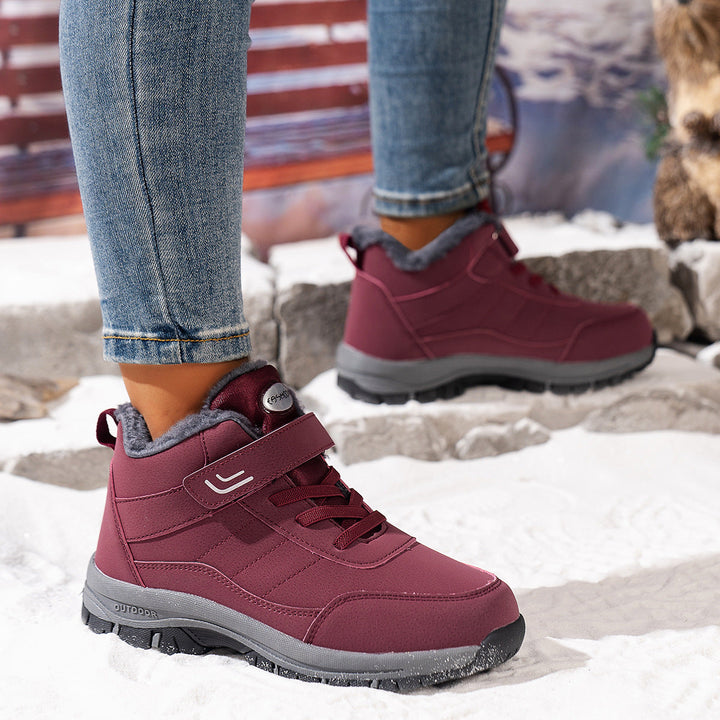 Women's Winter Boots with Extra Warming Lining and Slip-Resistant Sole Lune London