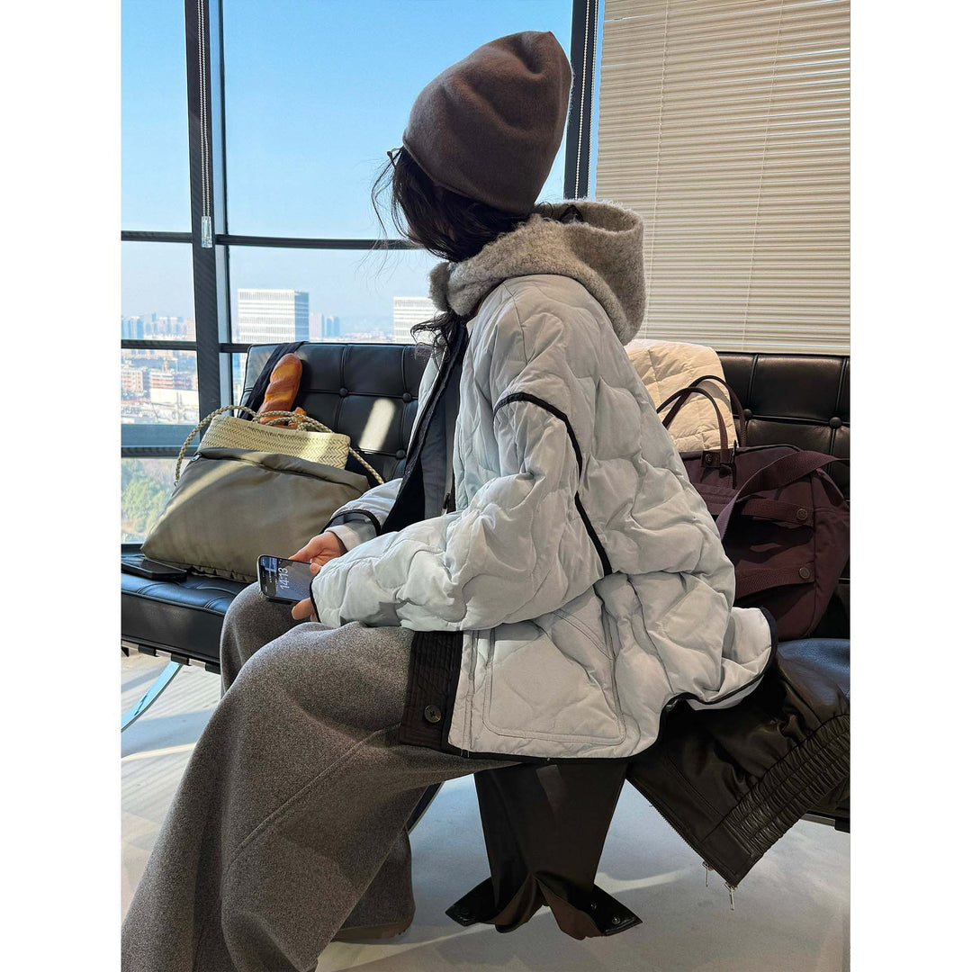 Women's lightly padded bomber jacket with wave quilting Amarae