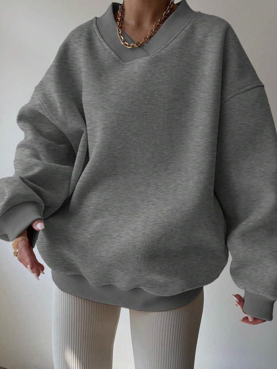 Women Oversized Sweatshirt with V-Neck and Wide Hem Lune London