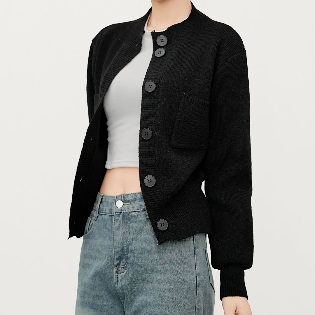 Gilet en tricot pour femmes avec détails de bouton et poche plaquée Chic & Stil