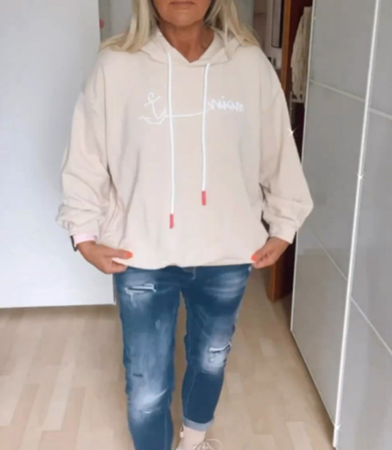 Hoodie décontracté pour femmes avec impression de lettrage moderne et poches pratiques Chic & Stil