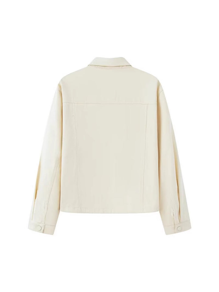 Trendy utility jacket for ladies with large pockets and fashionable cut Lune London
