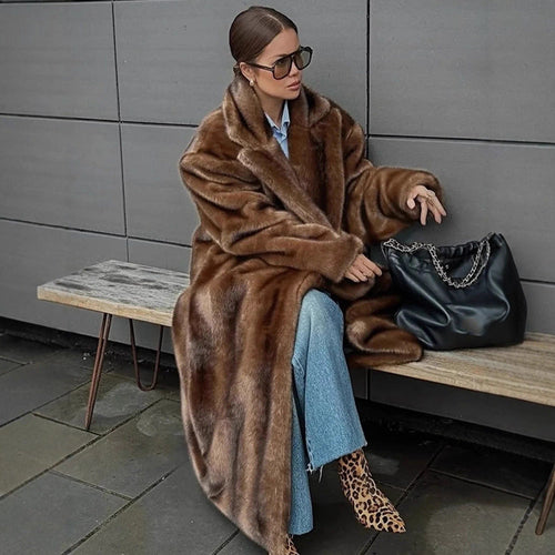 Women’s Faux Fur Coat – Elegant & Luxurious | Amarae