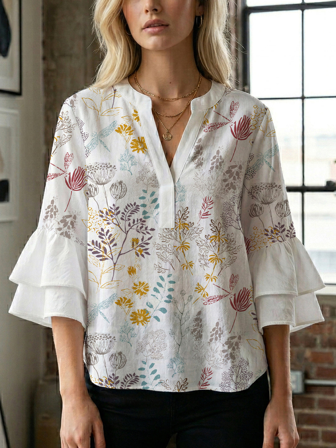 Women's blouse shirt with voluminous sleeves and floral pattern Lune London