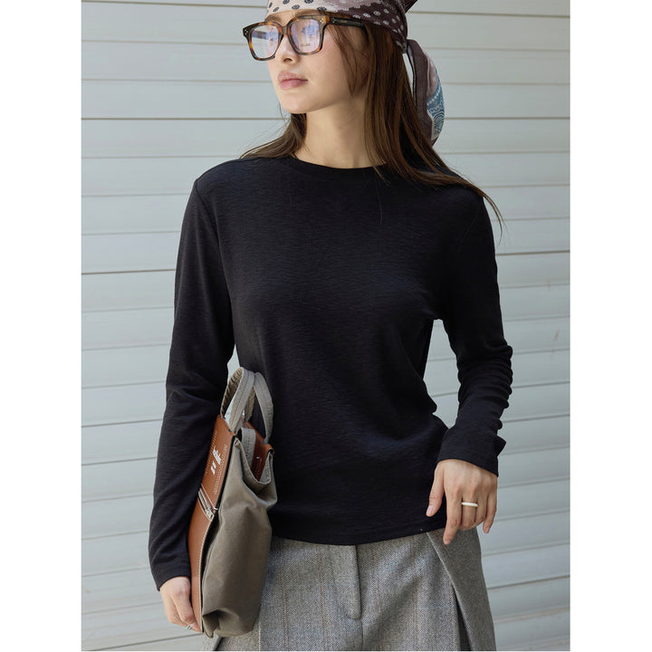 Women's Fitted Long Sleeve Basic Shirt made of fine cotton jersey with round neckline Amarae