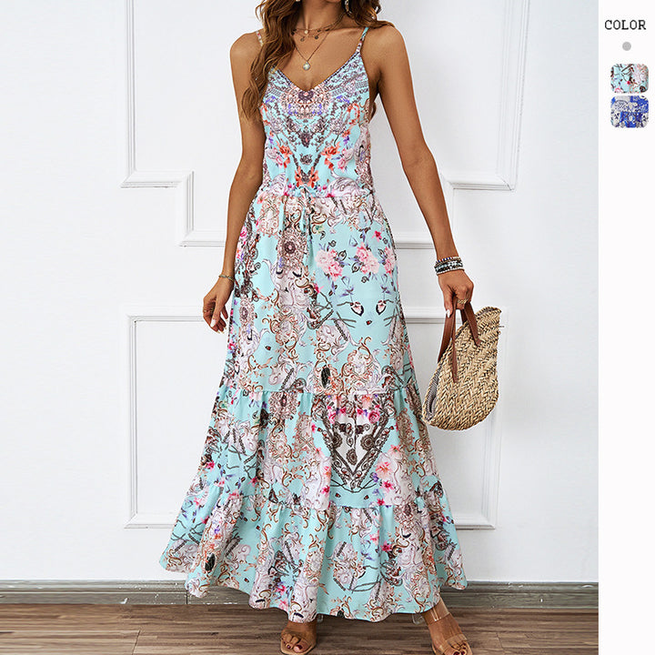Women’s maxi dress with airy straps and floral pattern Lune London