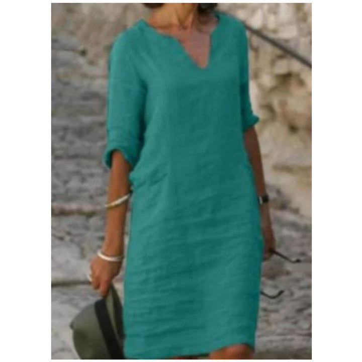 Linen dress for women with a relaxed fit and elegant V-neck Lune London