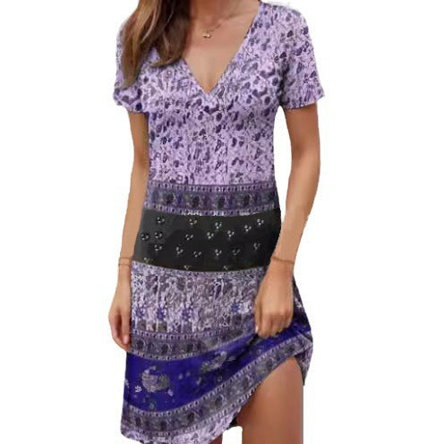 Short dress with short sleeves for women with trendy V-neck and creative pattern Lune London