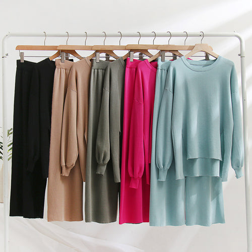 Amarae casual knit top and pants set for women