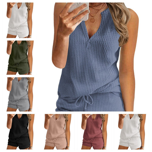 Chic and Stylish High-Quality Short Sports Set for Women with Breathable Waffle Structure