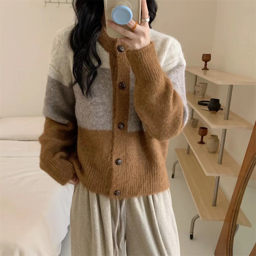 Cardigan en tricot confortable pour femme avec fermeture à boutons et rayures de couleur contrastante Chic & Stil