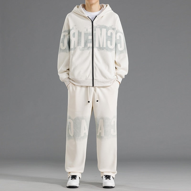 Men's sports suit with an innovative design and practical pockets Amarae