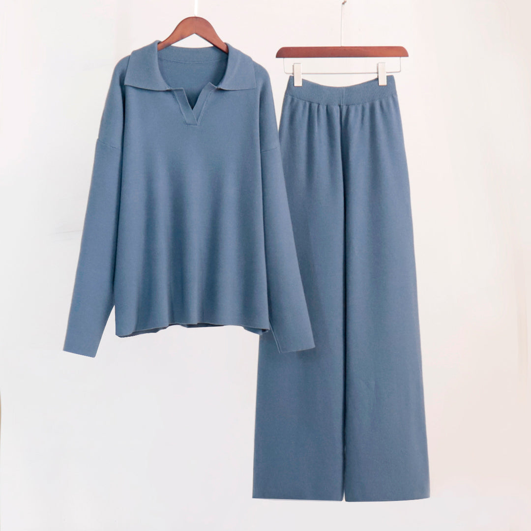Comfortable lounge set for women with polo collar and loose fit Lune London