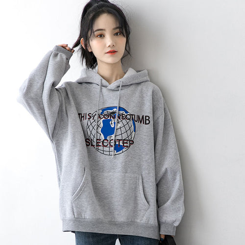 Women's Hoodie with Modern World Map Design Chic & Stil