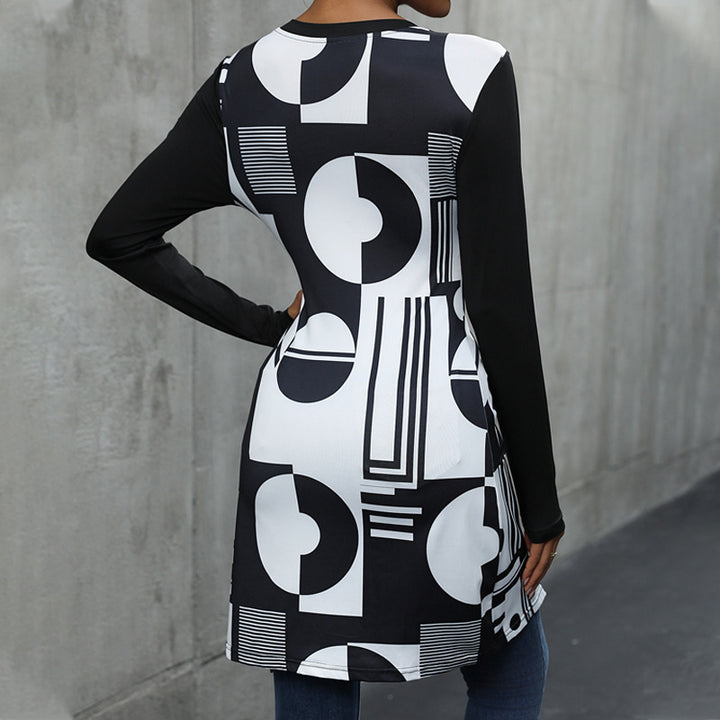 Ladies long modern t-shirt with geometric print and asymmetrical cut Lune London