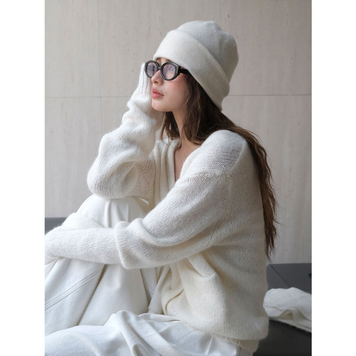 Women's fluffy oversized cardigan in mohair look with V-neck and patch pockets