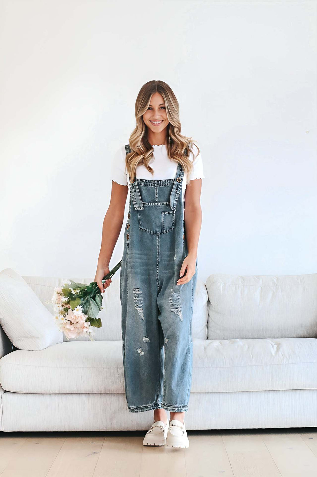 Ladies casual denim overall with trendy destroyed details Lune London