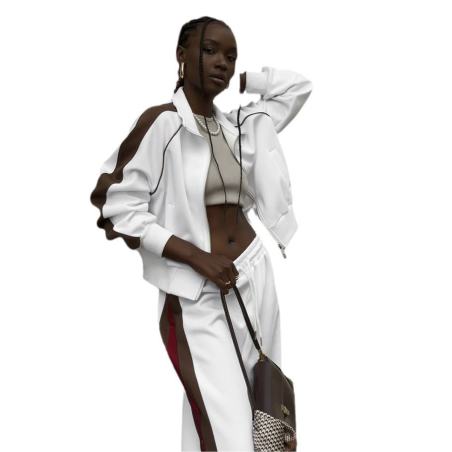 Sporty hooded jacket for women with a modern cut and contrasting details Lune London