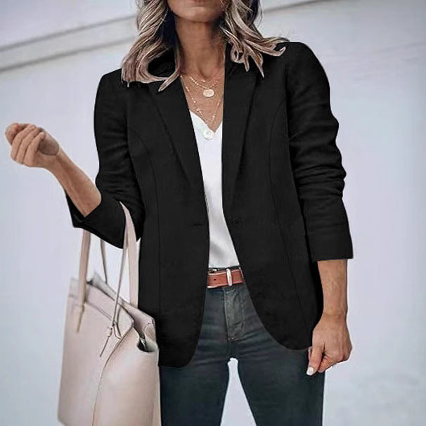 Blazer jacket for women with an elegant design and versatile styling options Lune London