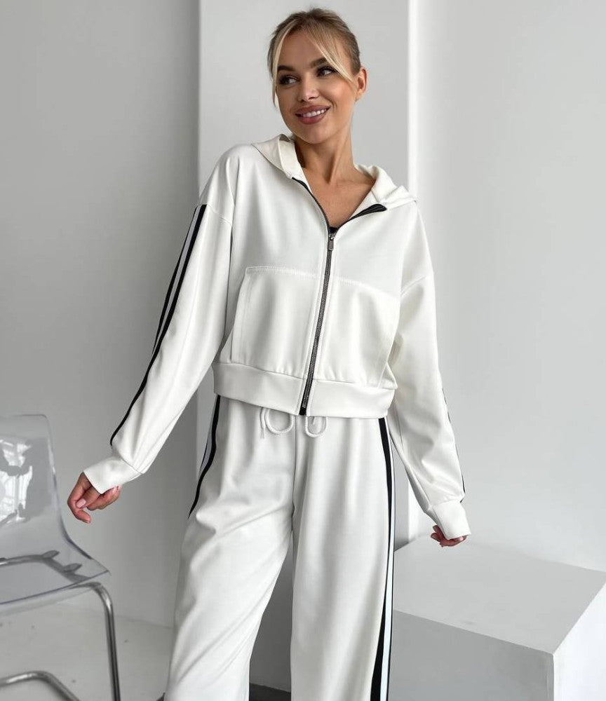 Women's sports jacket with a stylish cut from Lune London