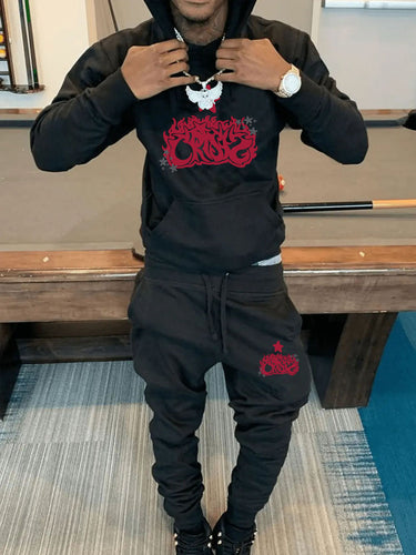 Men's hoodie and jogger pants set with artistic print and chic casual details