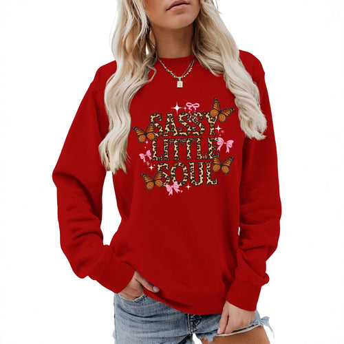 Sweatshirt pour femmes avec design de papillon artistique Chic & Stil