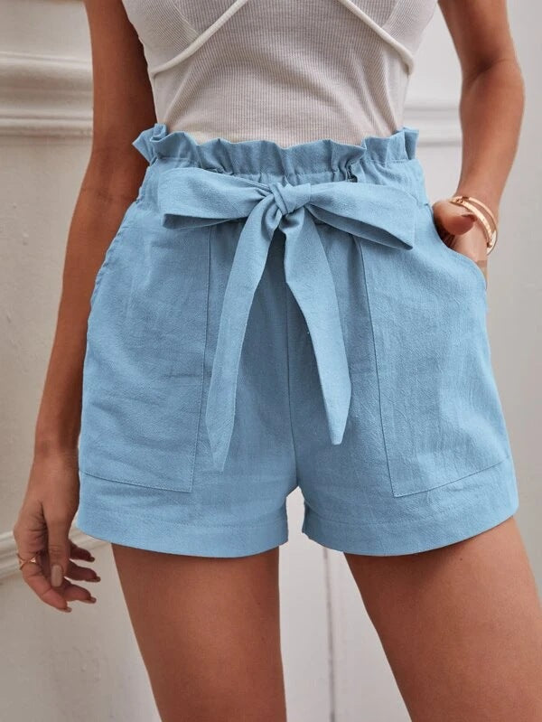 Fitted women's shorts with tie and practical pockets Lune London