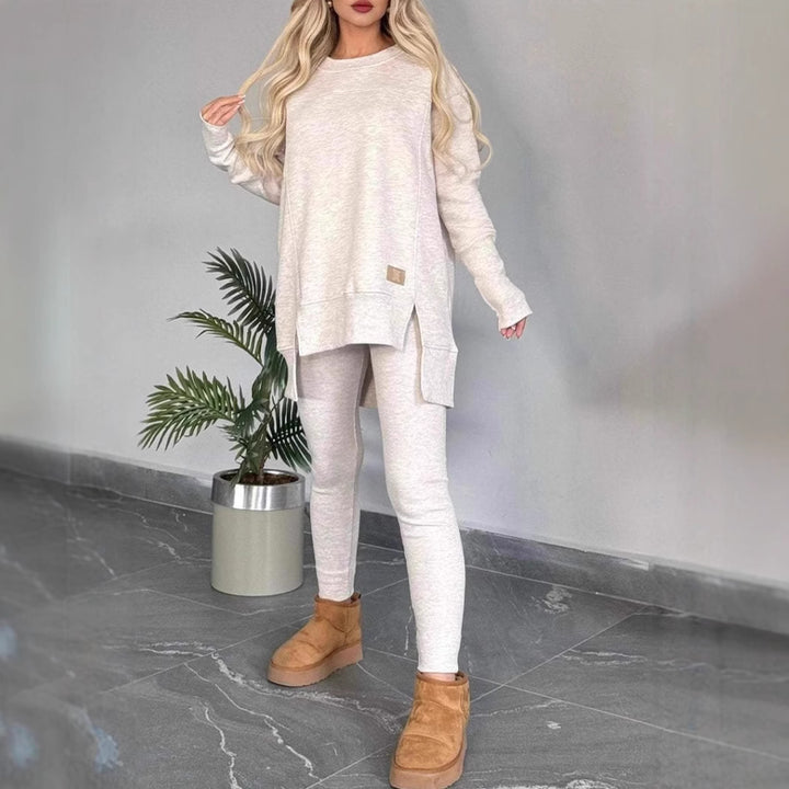 Ladies Comfortable Relaxation Set with Modern Oversized Cut Amarae
