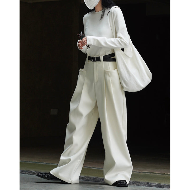 Women High-waisted Pleated Trousers with Voluminous Balloon Silhouette and Side Pockets Amarae