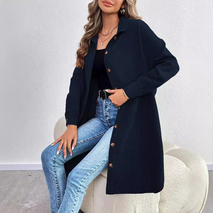 Veste chemise à manches longues pour femmes en corduroy doux avec patte de boutonnage Chic & Stil