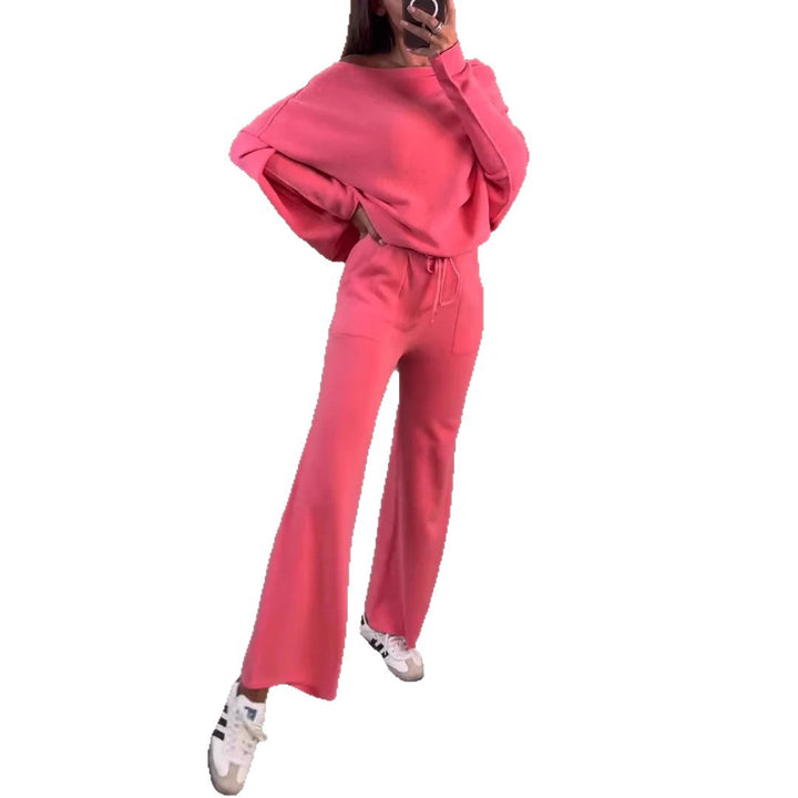 Casual set for women with loose fit and plunging neckline Lune London