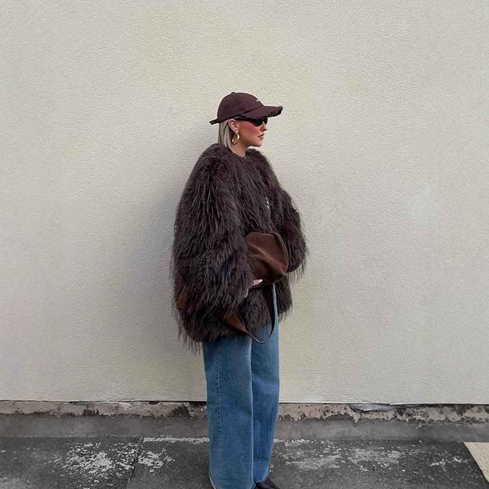 Women's Oversized Faux Fur Coat with Long Pile Shag Look and Boxy Silhouette Amarae