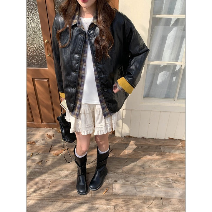 Ladies fashionable leather jacket with checked lining Chic & Stil