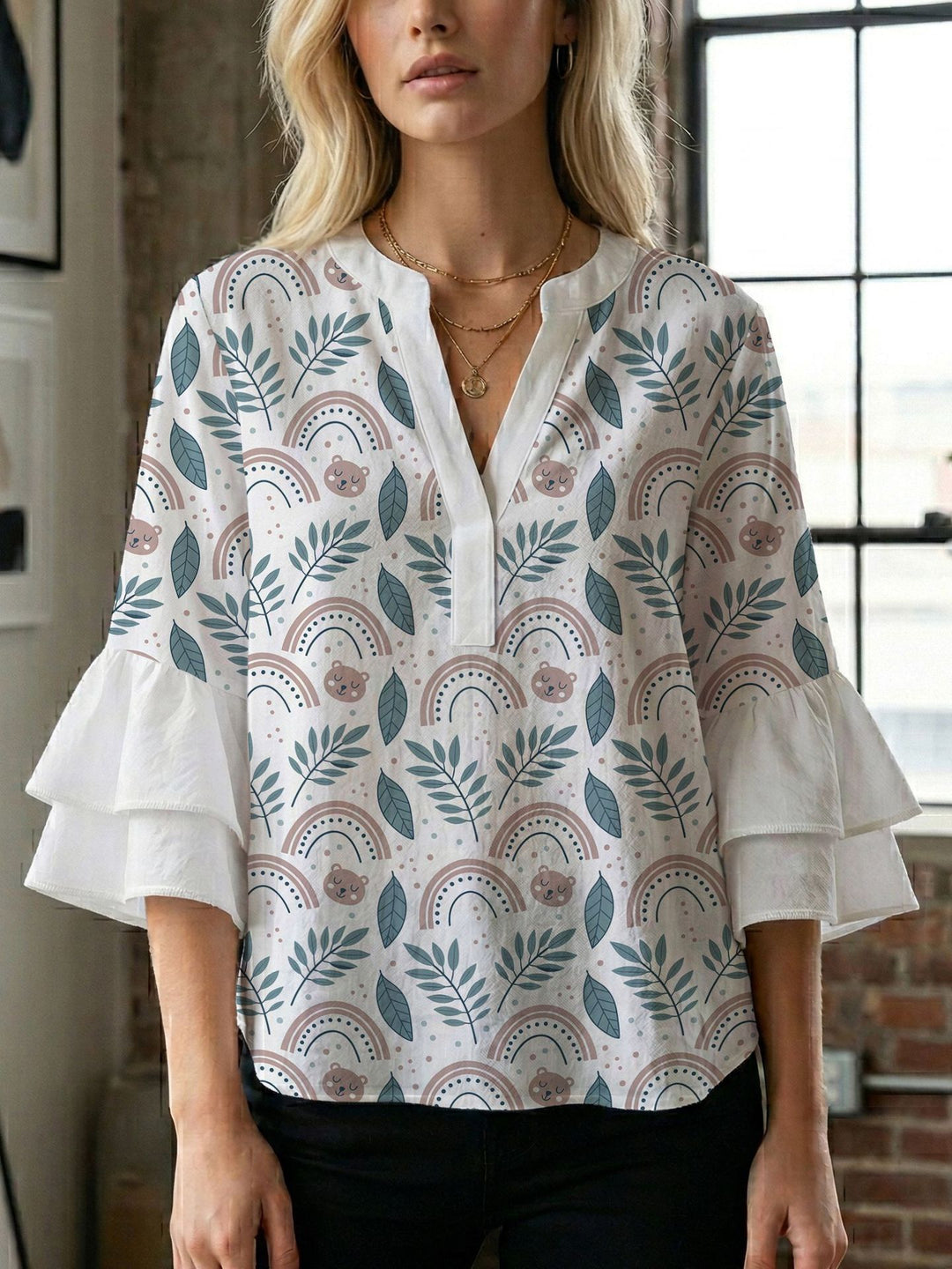 Women's blouse with voluminous wing sleeves and intense leaf pattern Lune London