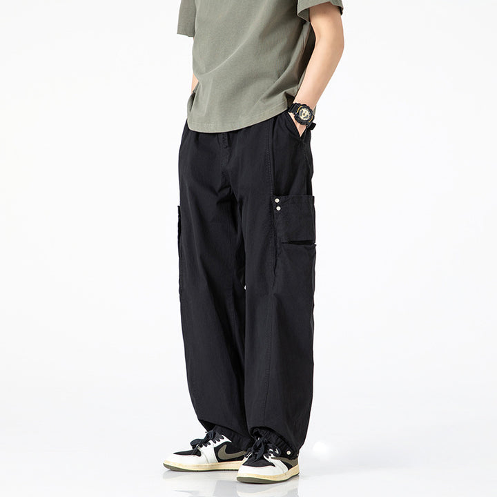 Casual cargo pants for men with practically designed pockets Lune London