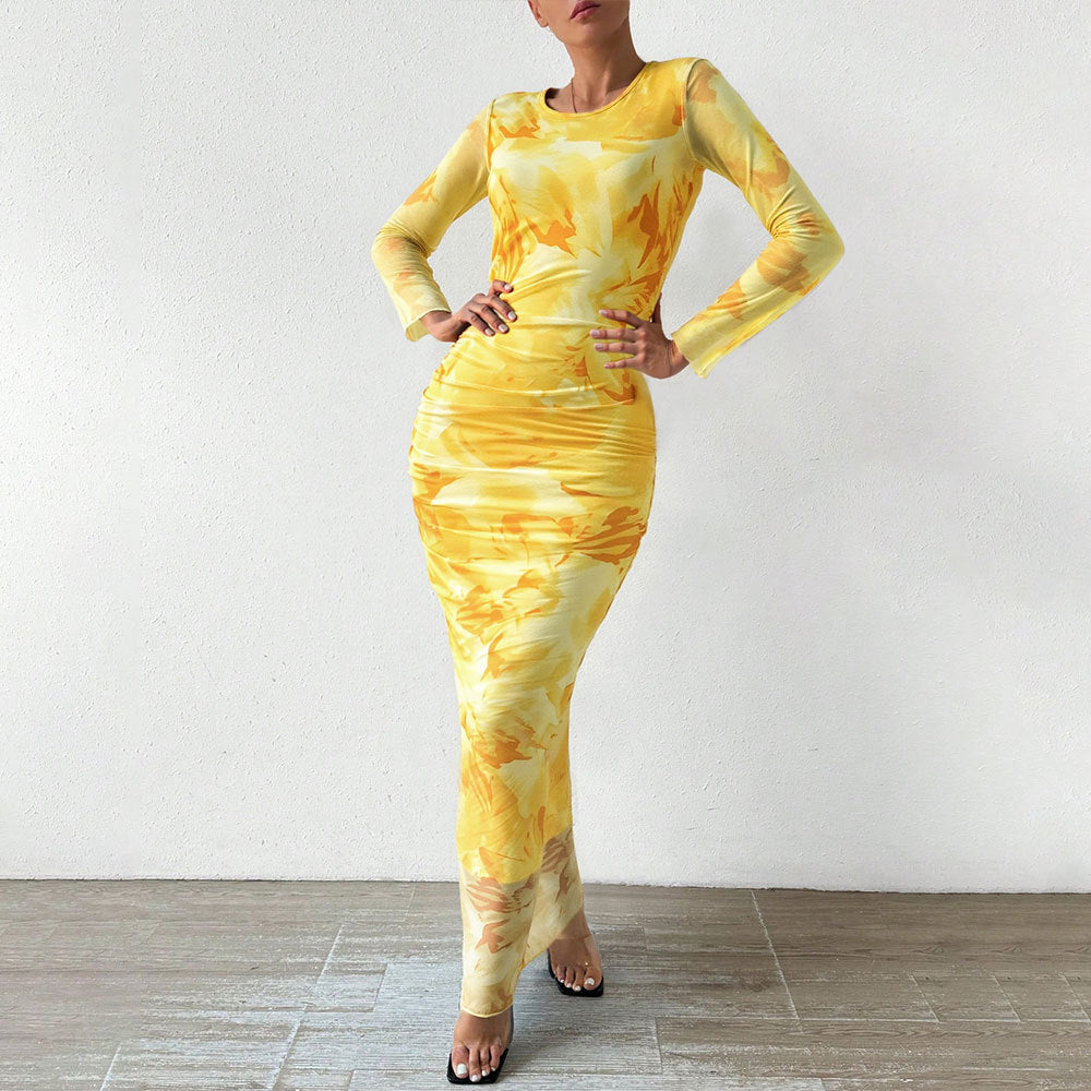 Robe maxi élégante pour femmes avec motif floral et coupe longue Chic & Stil