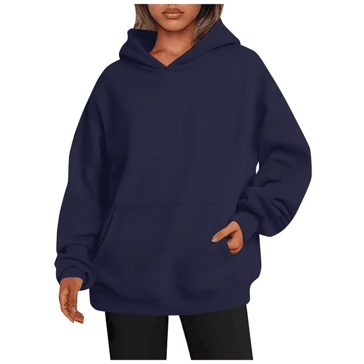 Women's oversized hoodie with practical kangaroo pockets and soft inner lining Chic & Stil