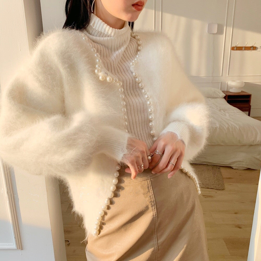 Cardigan moelleux pour femmes avec bord en perles et coupe tendance Chic & Stil