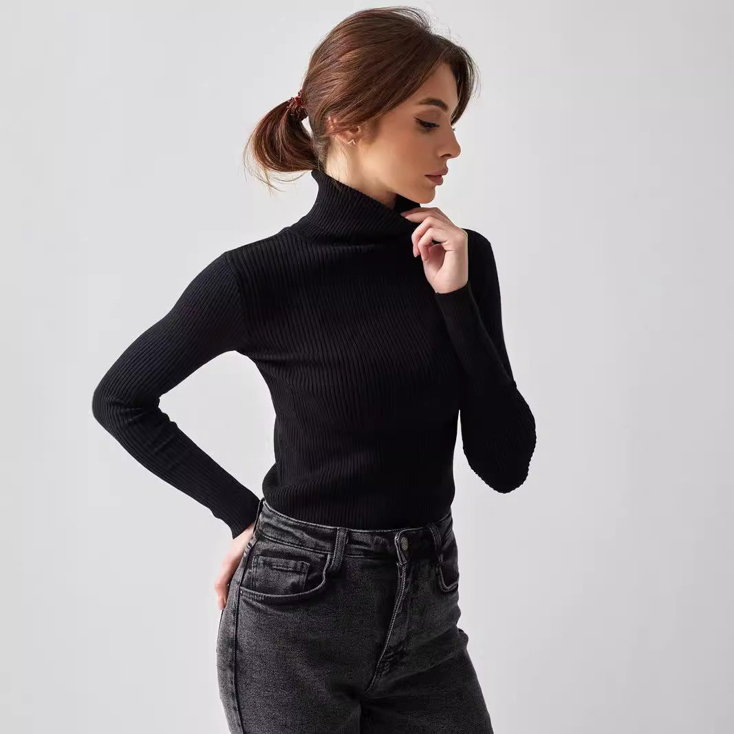 Pull long femme avec col haut et texture en fine côtes Chic & Stil