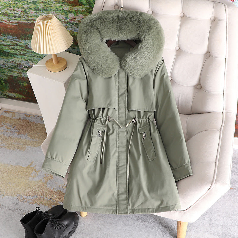 Fashionable women's winter coat with removable faux fur collar and practical pockets Lune London