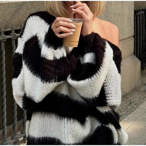 Oversized knitted sweater for women with wide stripes Amarae