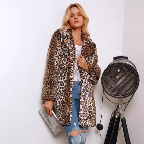 Ladies Chic and Stylish Leopard Fur Cape