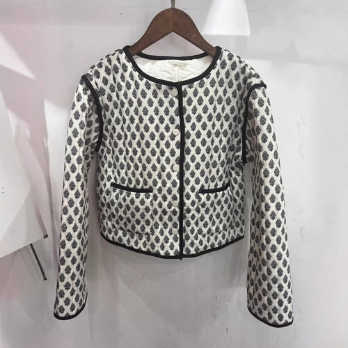 Elegant and comfortable jacket for women Amarae